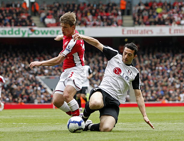 的领导下 的领导下