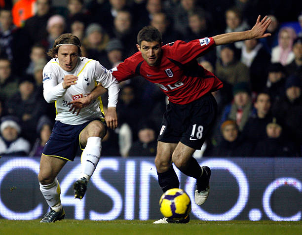 期缺席的情 期缺席的情