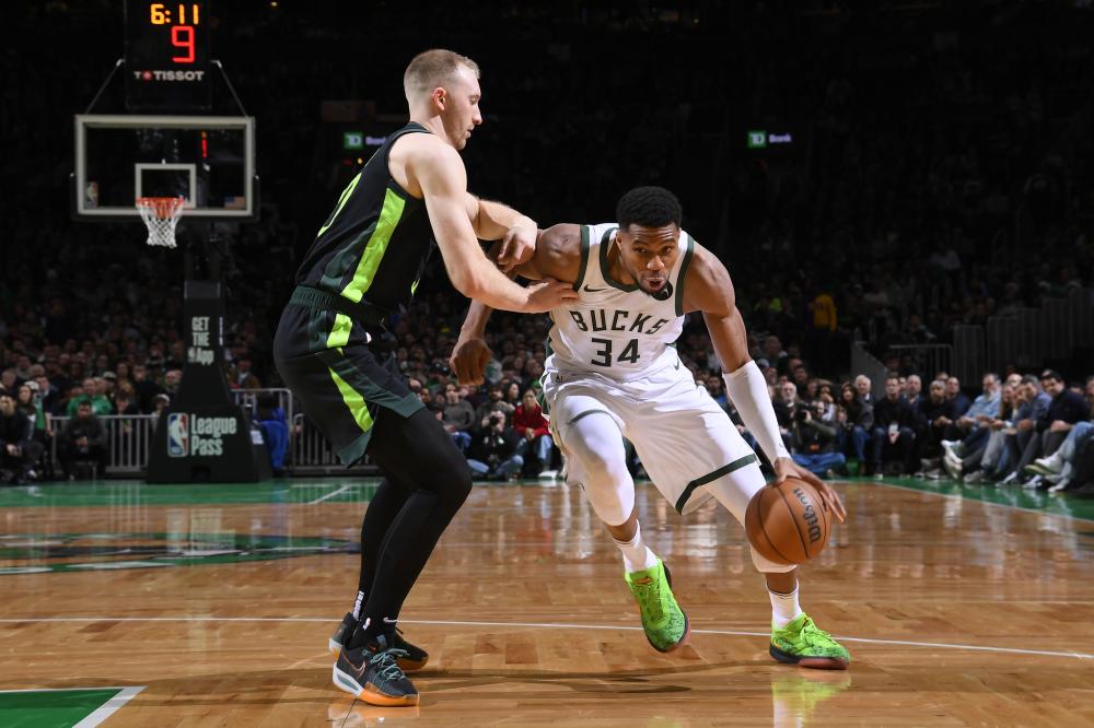 劣势有着深 劣势有着深